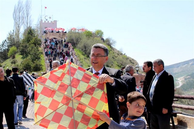 Ucurtma Senligi