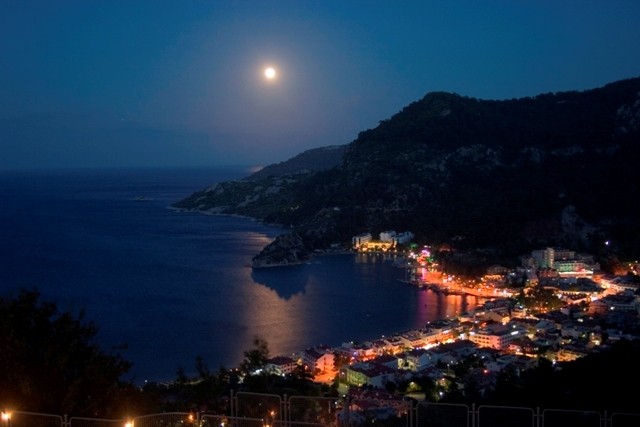 turunç.gece